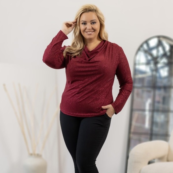 Wigilia firmowa w plus size. Jak się ubrać?