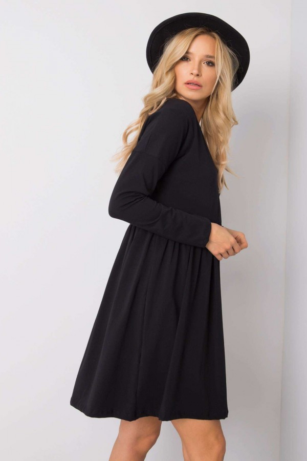 Sukienka w kolorze czarnym z długim rękawem ideal w serek 4