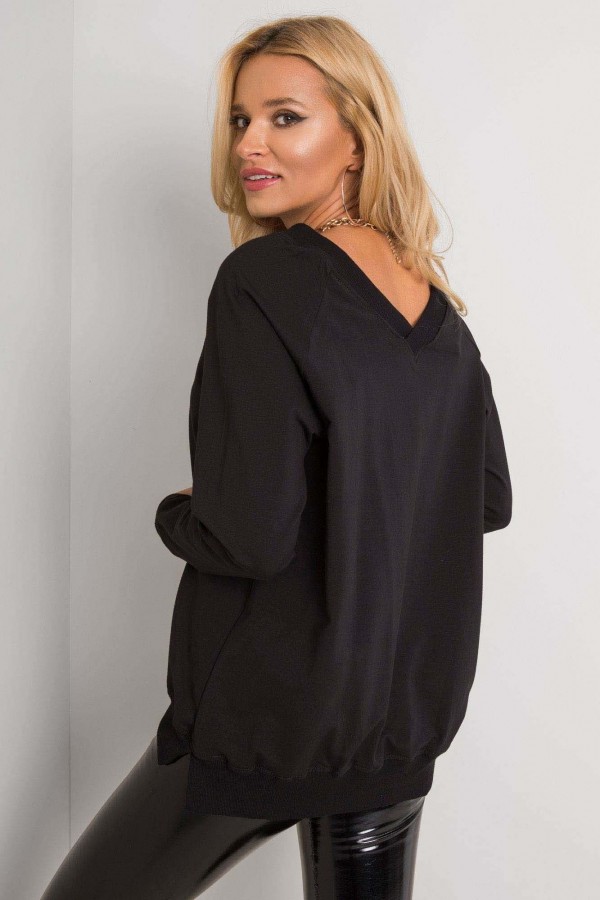 Bluza damska w kolorze czarnym oversize basic dekolt plecy v-neck elena 2