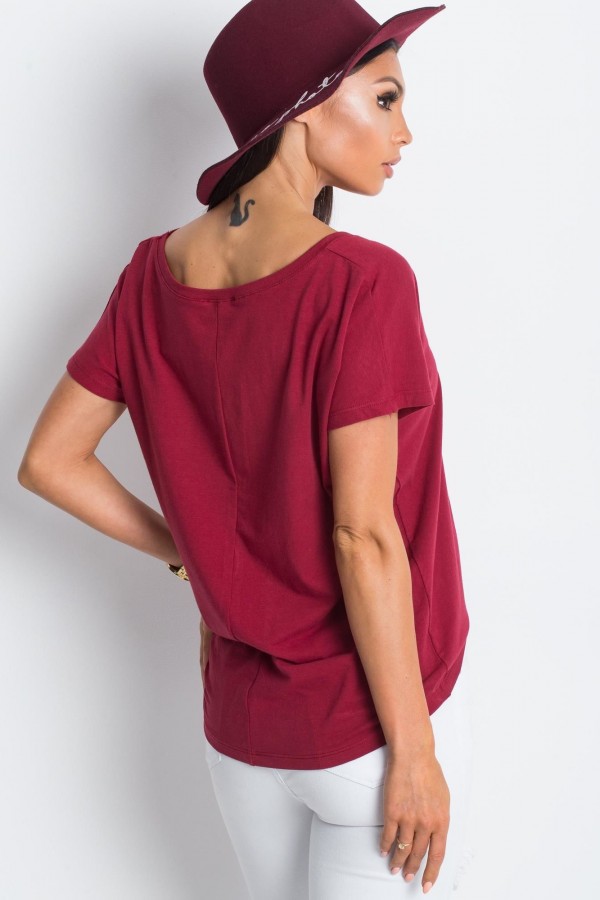 Bluzka damska w kolorze bordowym t-shirt basic dekolt w serek v-neck luna 3
