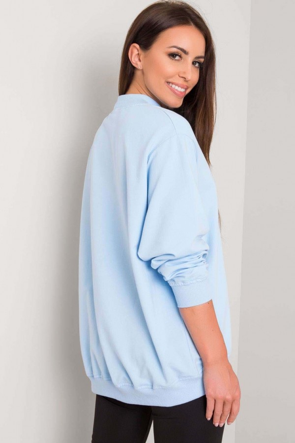 Bluza damska w kolorze błękitnym oversize basic lea 2
