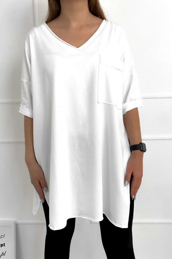 Tunika damska w kolorze białym t-shirt oversize v-neck kieszeń Polina 1