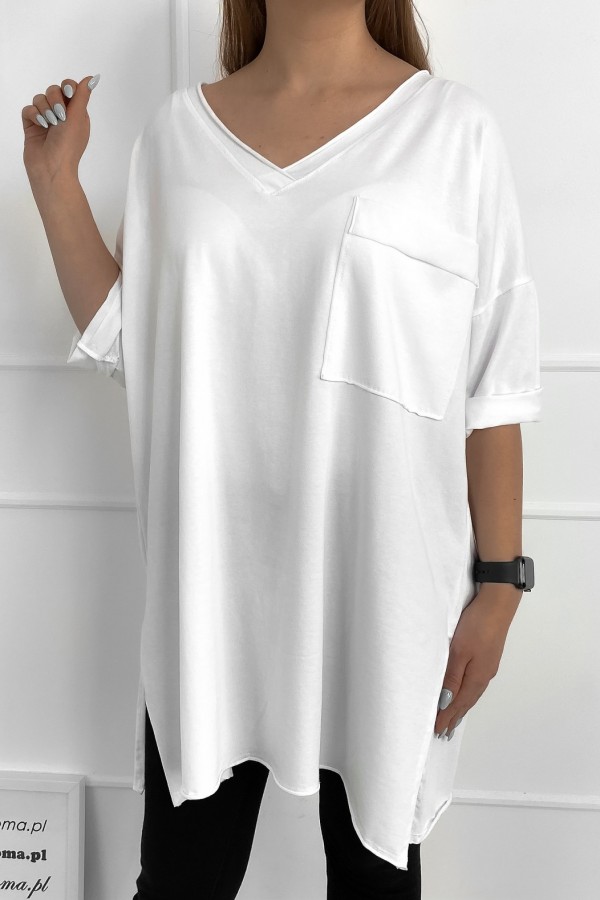 Tunika damska w kolorze białym t-shirt oversize v-neck kieszeń Polina 3