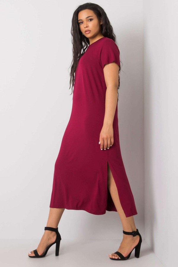 Sukienka plus size z wiskozy w kolorze bordowym z rozcięciem Mahima 4