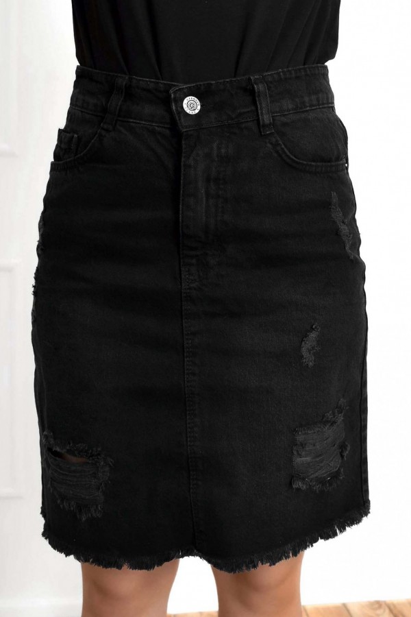Spódnica jeansowa w kolorze czarnym z przetarciami