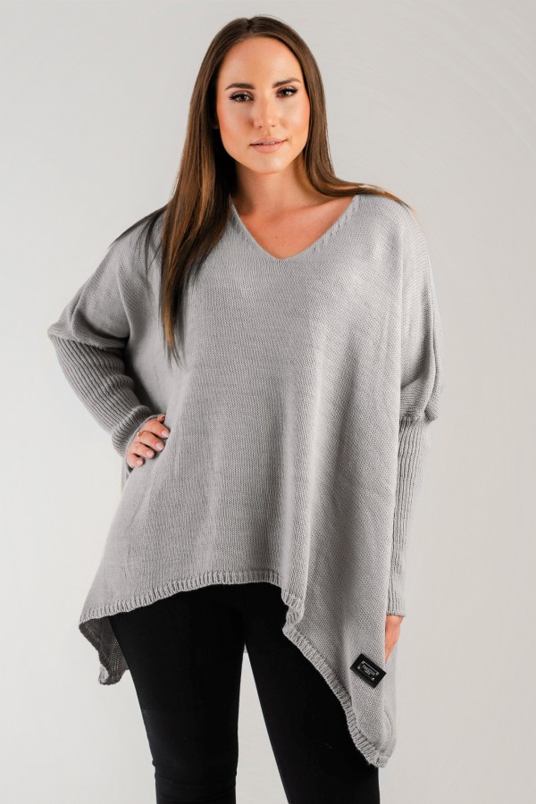 Sweter damski oversize w kolorze szarym asymetryczne boki dekolt V Aries