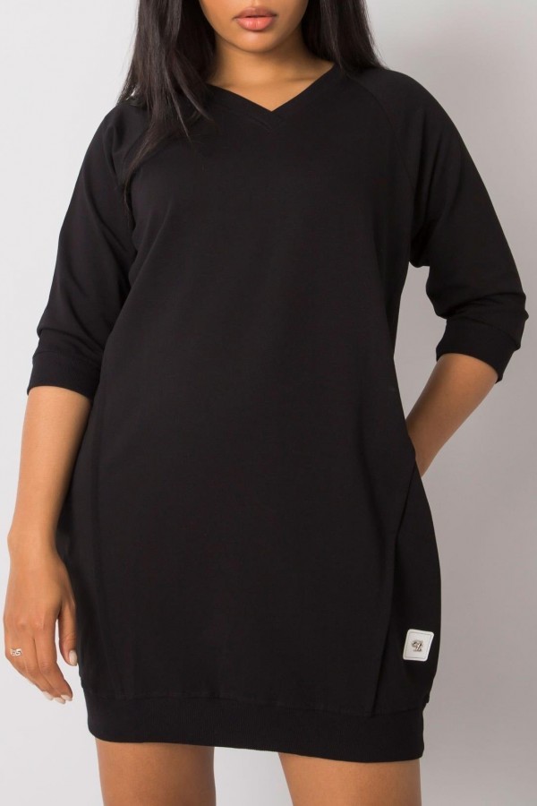 Sukienka dresowa z kieszeniami w kolorze czarnym dekolt w serek V Kesi