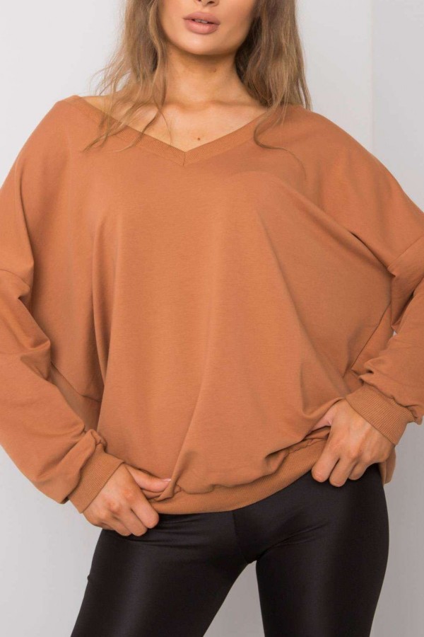 Bluza damska oversize w kolorze brązowym basic dekolt plecy w serek v-neck Linda