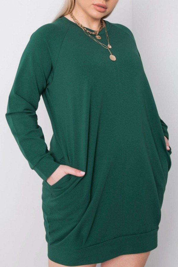 Sukienka dresowa plus size w kolorze zielonym z kieszeniami basic irma