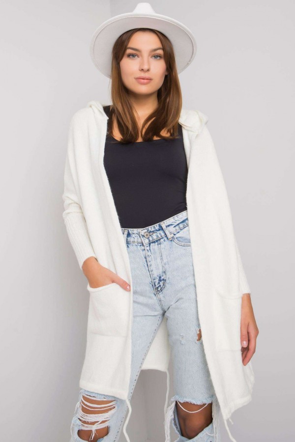 Sweter damski oversize w kolorze ecru narzutka milutki kardigan Twist 4