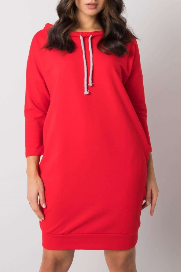 Sportowa sukienka w kolorze czerwonym z kieszeniami single