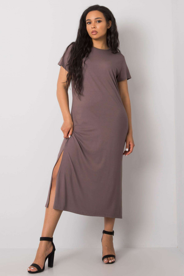 Sukienka plus size z wiskozy w kolorze kawowym z rozcięciem Mahima 3