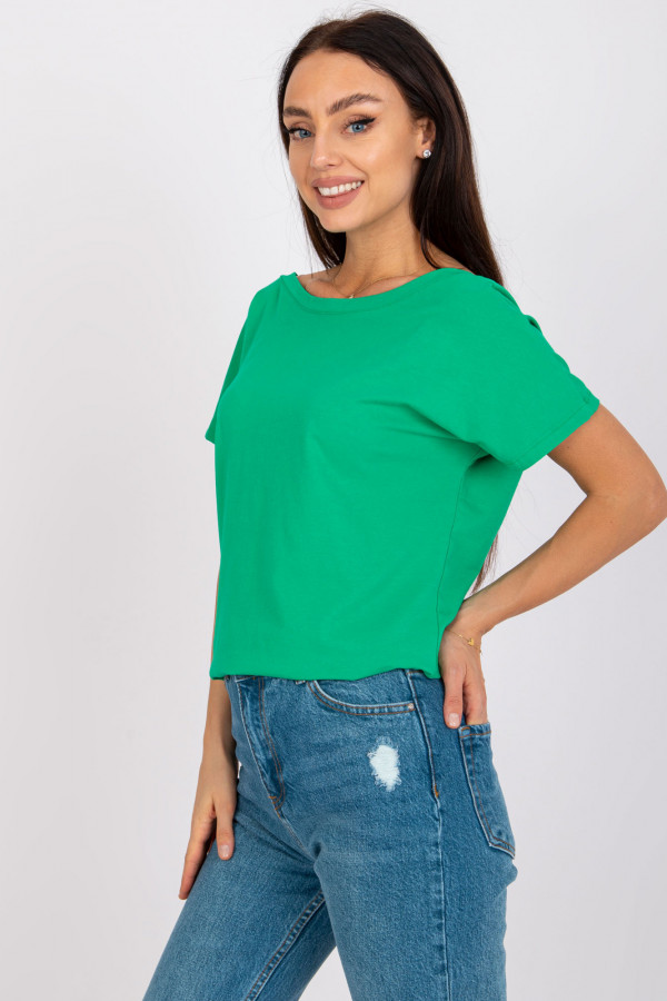 Bluzka damska w kolorze zielonym dekolt na plecach w serek v-neck caro 2