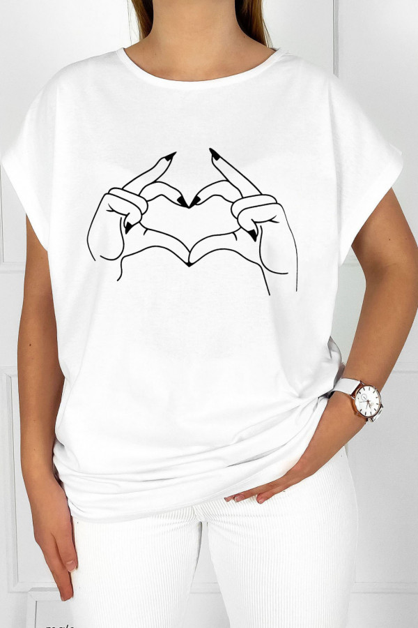 T-shirt bluzka damska W DRUGIM GATUNKU plus size w kolorze białym line art dłonie serce
