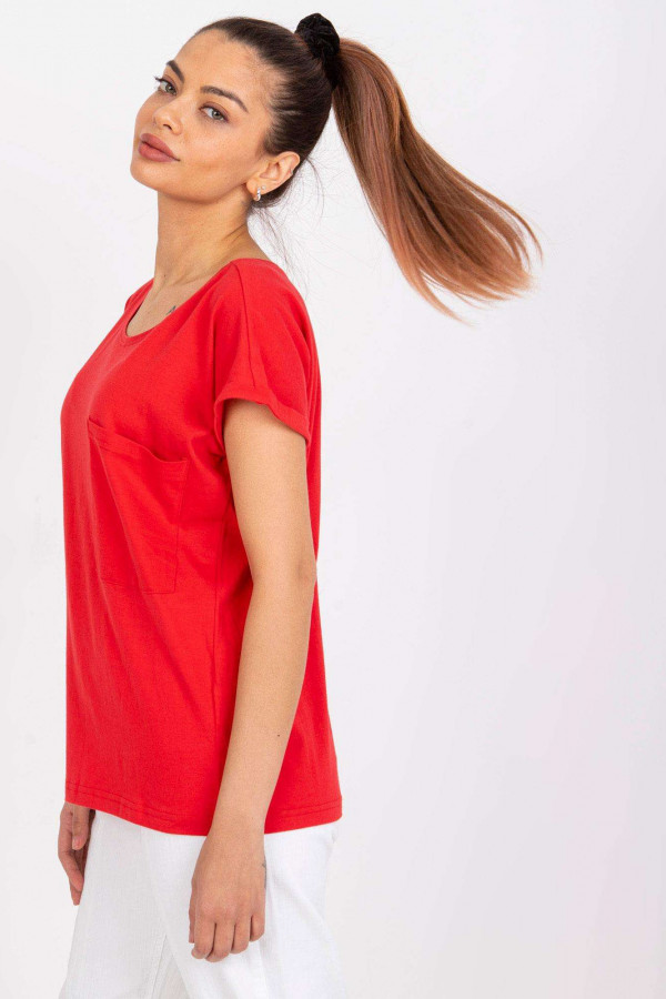 Luźna bluzka damska w kolorze czerwonym duża kieszeń Missy 3