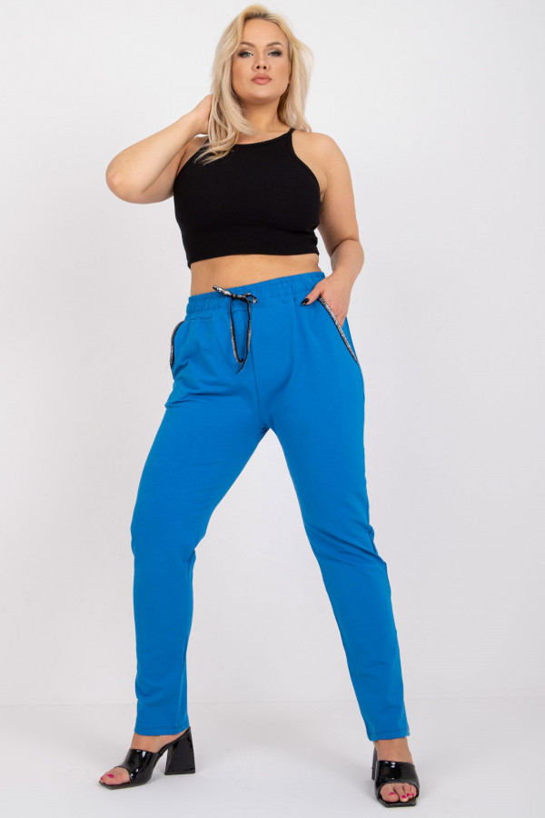 Spodnie dresowe damskie w kolorze niebieskim plus size basic lucky 1