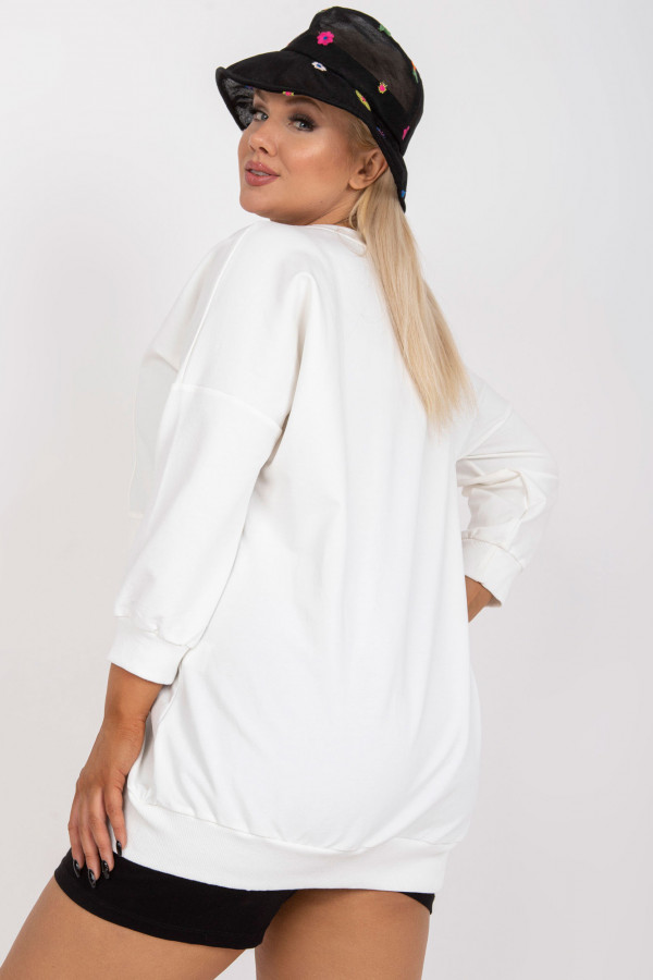 Bluza damska plus size w kolorze białym z kieszeniami Paula 2