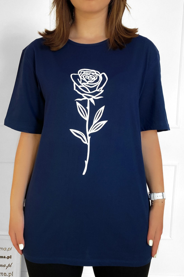 T-shirt plus size bluzka damska w kolorze granatowym kwiat róża