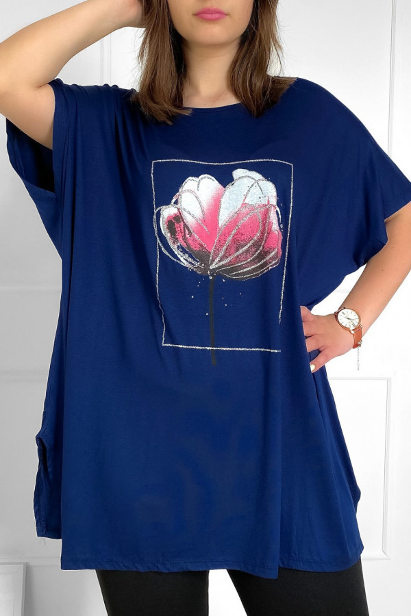 Tunika plus size luźna bluzka z wiskozy w kolorze granatowym kwiat