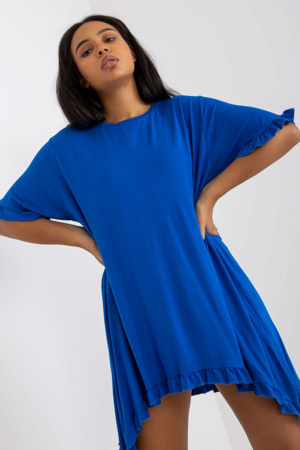 Sukienka tunika plus size w kolorze chabrowym asymetryczna falbanka Cristi 1