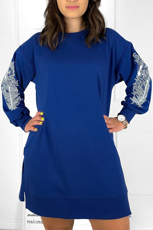 Długa bluza dresowa tunika damska long w kolorze kobaltowym pióra