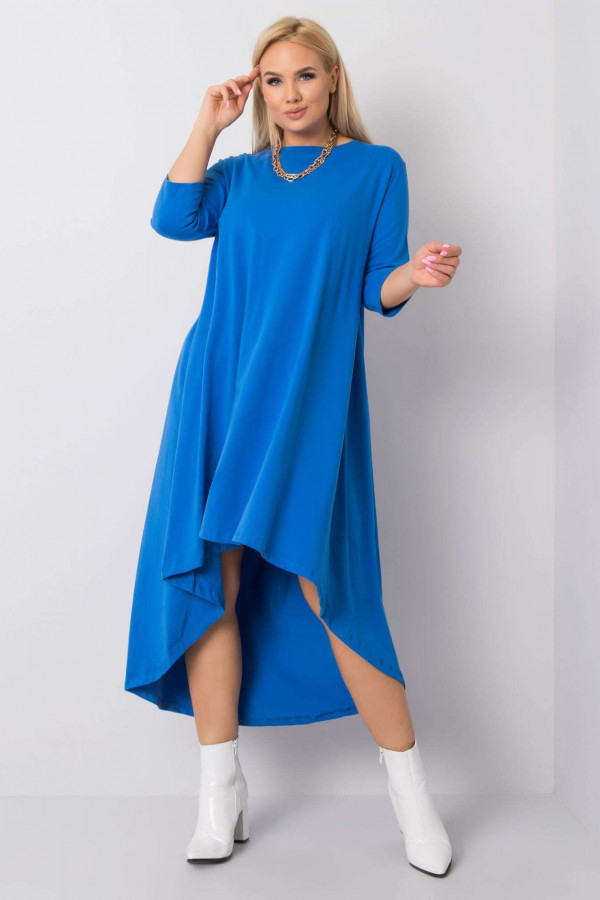 Sukienka w kolorze niebieskim z dłuższym tyłem rękaw 3/4 Aria 4
