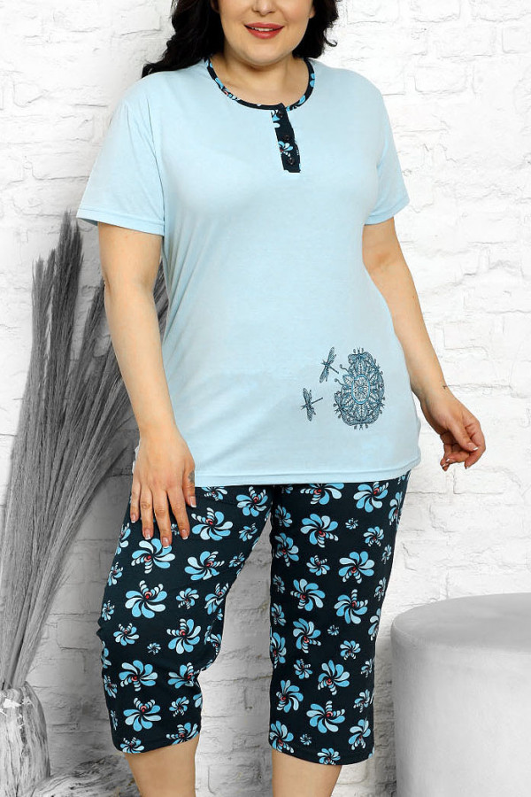 Piżama damska plus size w kolorze niebieskim koszulka + spodnie 3/4 granat kwiaty