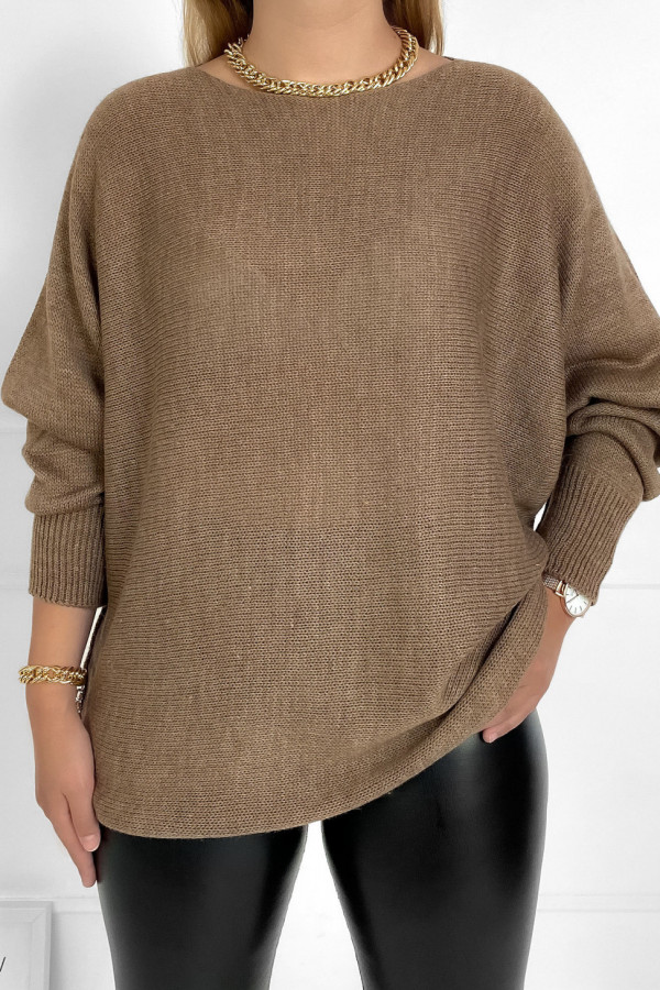 Sweter damski w kolorze brązowym nietoperz oversize Sheri