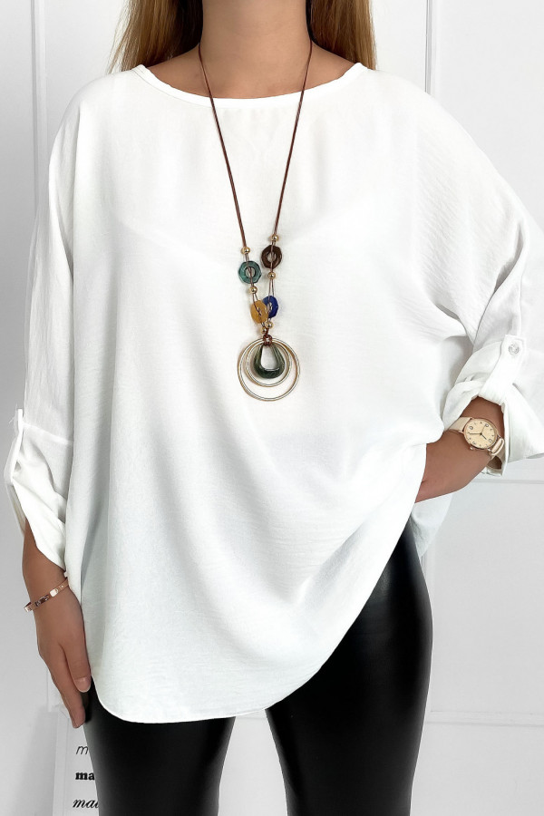 Duża koszula bluzka w kolorze białym oversize podpinany rękaw z naszyjnikiem Anne 4