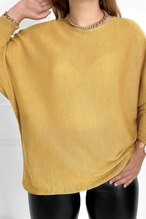 Sweter damski w kolorze musztardowym nietoperz oversize Sheri 1