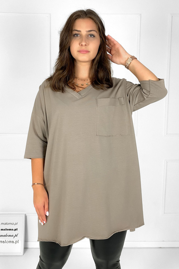 Tunika damska w kolorze fango t-shirt oversize v-neck kieszeń Polina 4