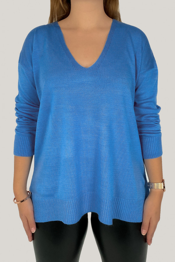 Lekki sweter damski w kolorze niebieskim dekolt w serek V Polly 4