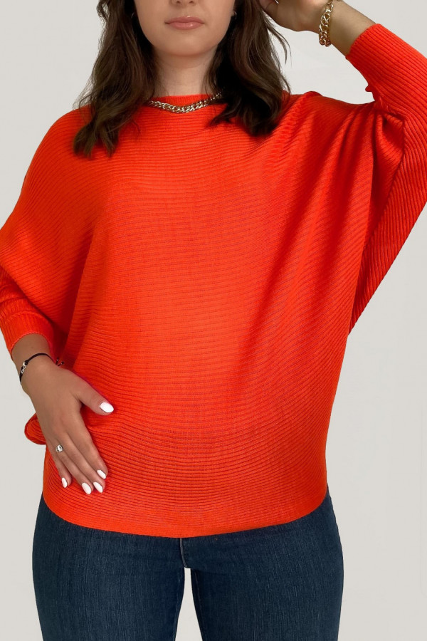 Sweter damski prążkowany nietoperz w kolorze orange oversize Dory