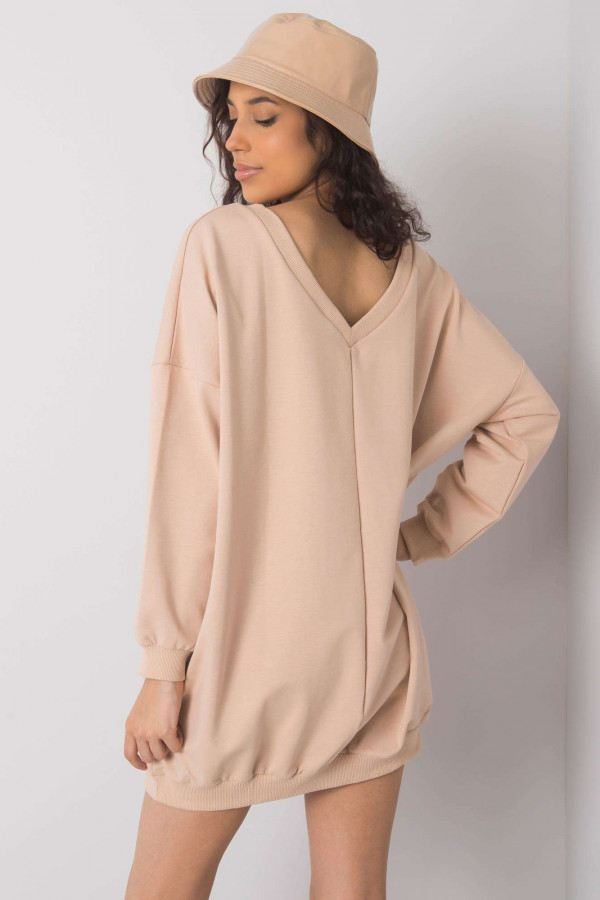 Sukienka dresowa long bluza oversize w kolorze beżowym dekolt w serek V 4