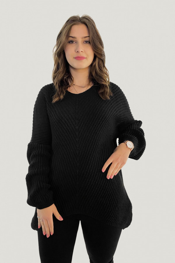 Sweter damski oversize w kolorze czarnym długie asymetryczne boki dekolt V Dovee 4