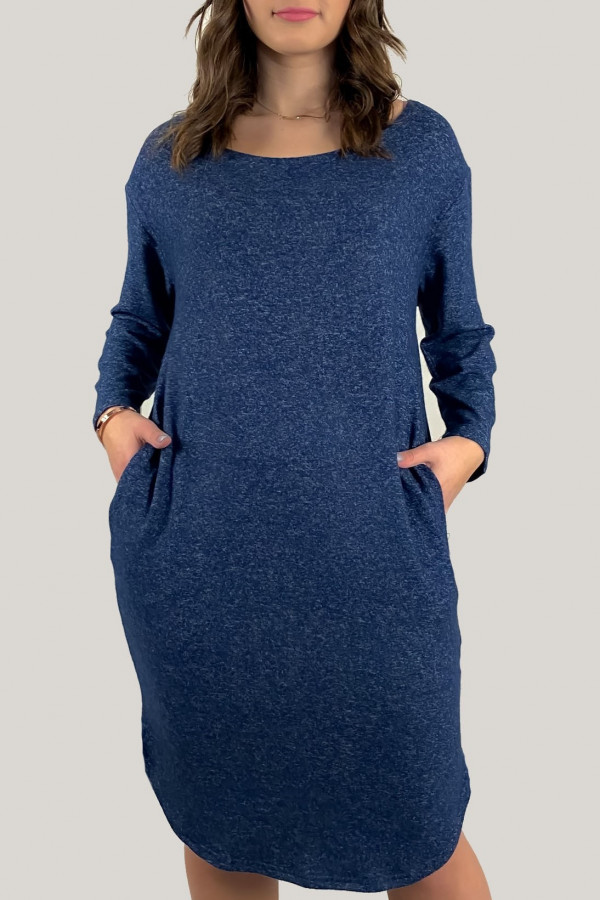Dzianinowa sukienka w kolorze dark blue z kieszeniami Isabel