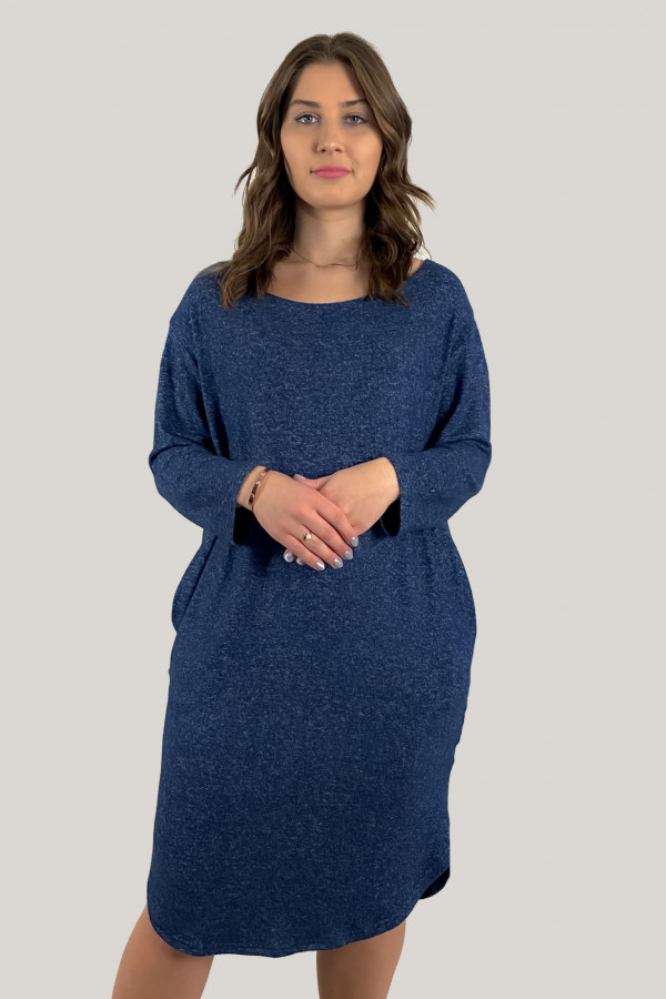 Dzianinowa sukienka w kolorze dark blue z kieszeniami Isabel 5