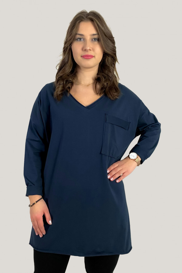 Bluzka luźna tunika damska w kolorze granatowym długi rękaw dekolt v-neck kieszeń Linaa 1