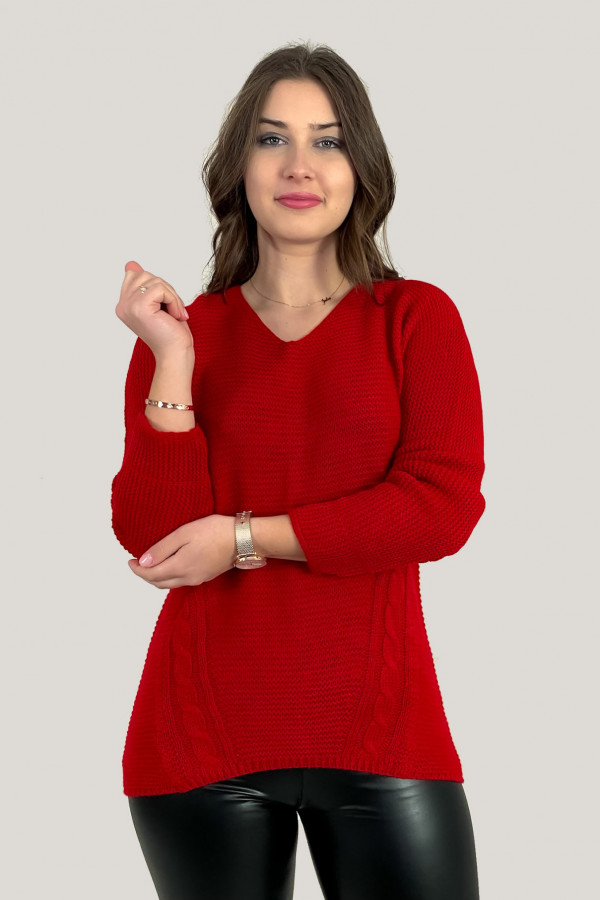 Sweter damski w kolorze czerwonym ażurowy wzór na plecach 2