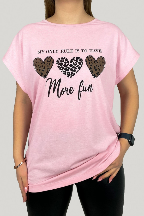 T-shirt plus size w kolorze pudrowym koszulka bluzka damska trzy serca panterka