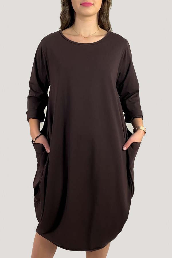 Bawełniana sukienka plus size w kolorze czekoladowego brązu z kieszeniami Evelin
