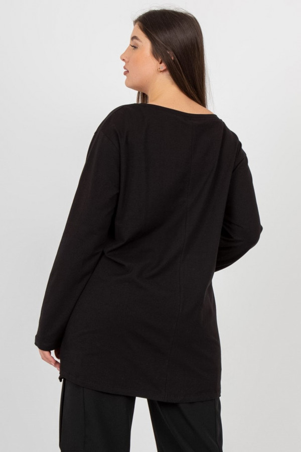 Casualowa bluzka damska plus size w kolorze czarnym dekolt V dłuższy tył 6