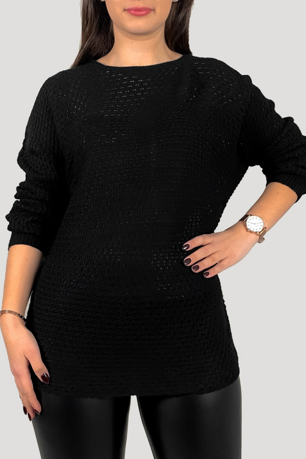 Sweter damski w kolorze czarnym lekki nietoperz Kama