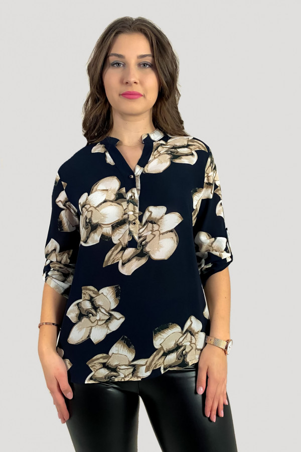 Koszula damska w kolorze granatowym kwiaty z podpinanym rękawem 1