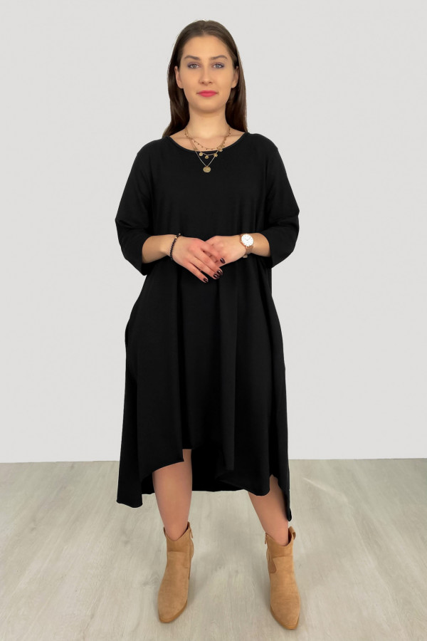 Asymetryczna sukienka plus size w kolorze czarnym długie boki kieszenie Anett 2