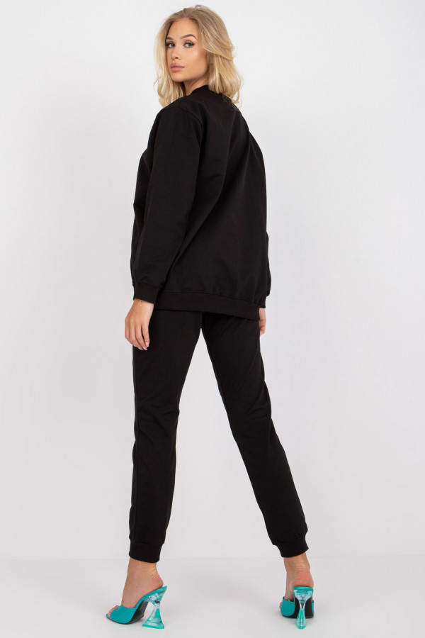 Bluza damska w kolorze czarnym oversize basic Camill 4