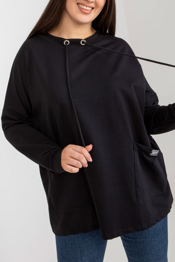 Bluza damska plus size w kolorze czarnym naszyte kieszenie Sami