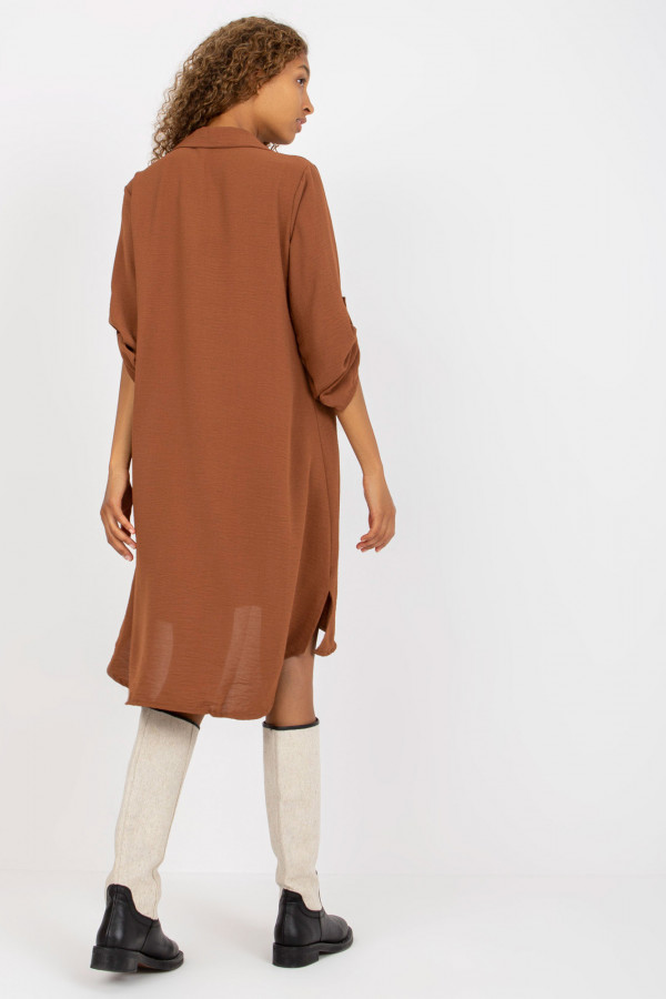 Koszula tunika w kolorze jasno brązowym sukienka z dłuższym tyłem podpinany rękaw Kloe 5