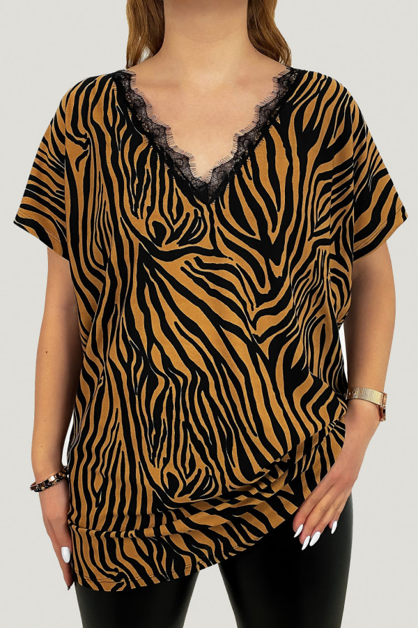 Kobieca bluzka plus size wzór zebra brąz dekolt v koronka Alicja 1