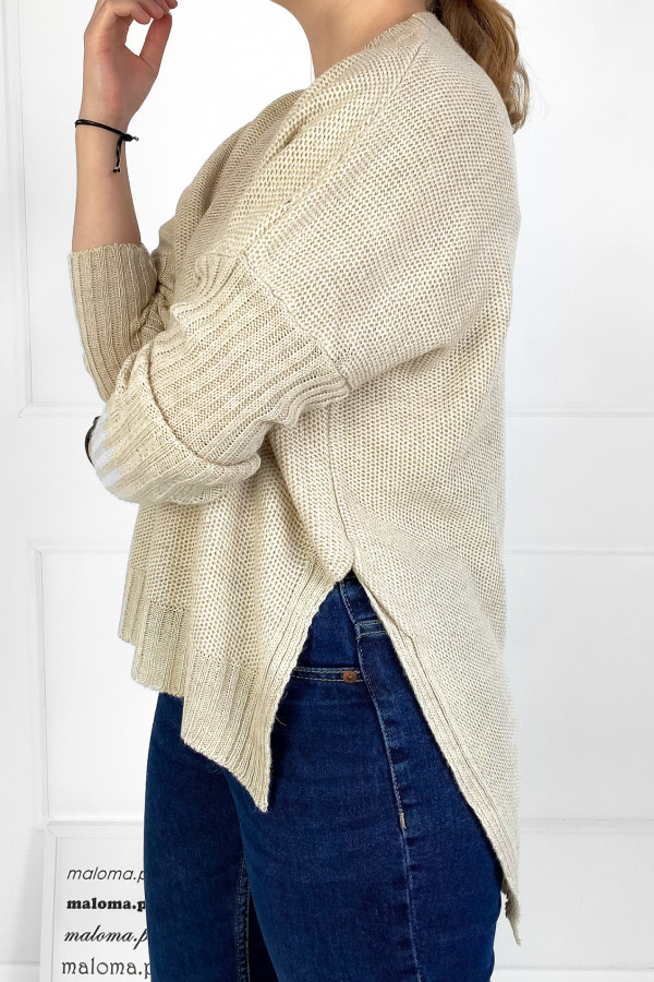 Sweter damski w kolorze beżowym asymetryczny dłuższy tył Perla